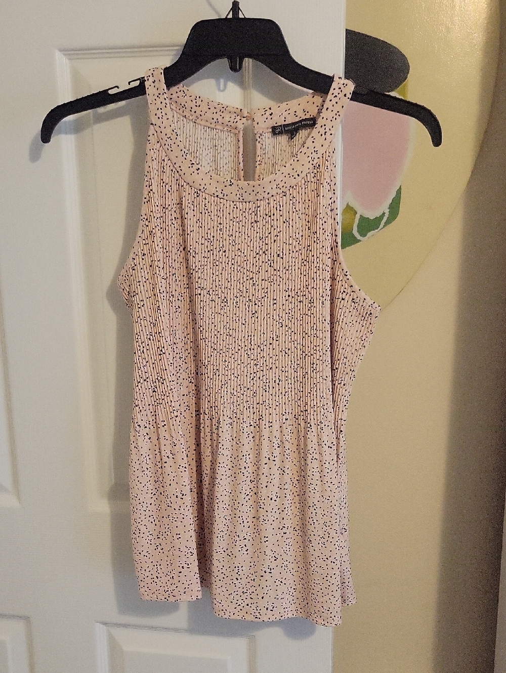 Adrianna Papell SzLg Pink Pleated Sleeveless button back neck Dot Blouse
